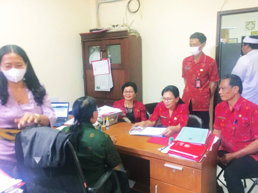 Pembinaan Fasilitasi Pengelolaan Keuangan & Aset Desa di Desa Penarungan & Carangsari